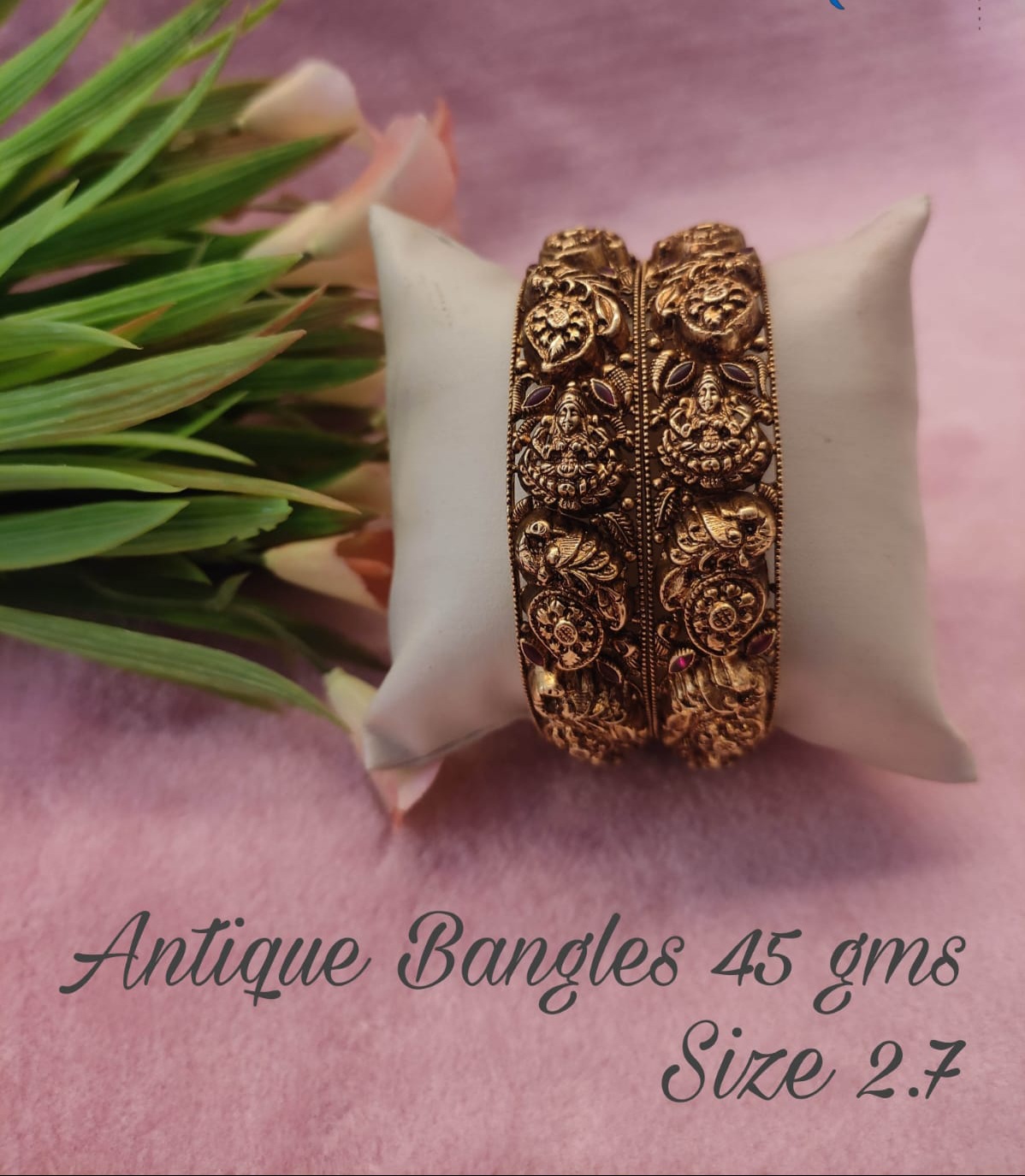 Antique bangle 2